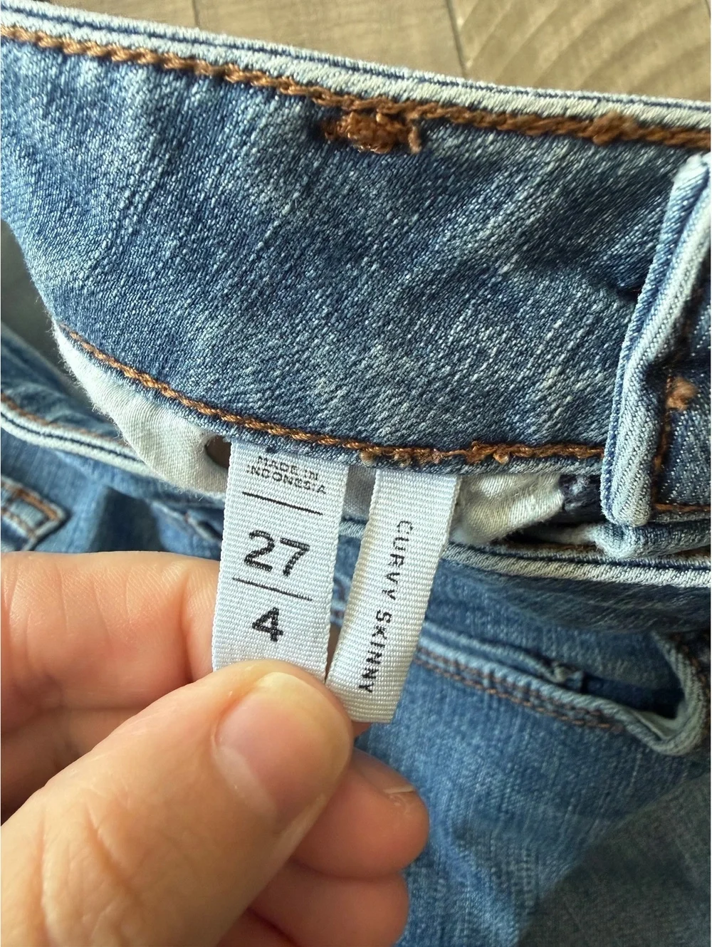 Loft Curvy Skinny Jeans Distressed Hem